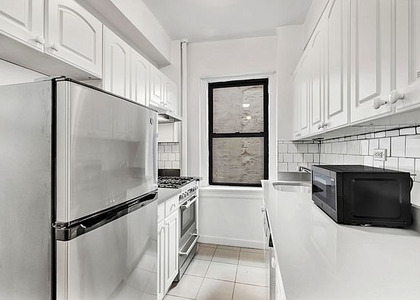 3 Bedrooms, East Village Rental in NYC for $5,450 - Photo 1
