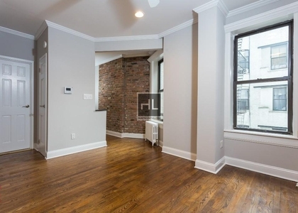 2 Bedrooms, East Village Rental in NYC for $5,995 - Photo 1
