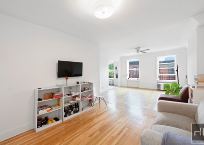 3 Bedrooms, Brooklyn Heights Rental in NYC for $7,495 - Photo 1