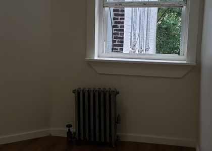 2 Bedrooms, Long Island City Rental in NYC for $2,300 - Photo 1