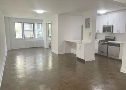 2 Bedrooms, Turtle Bay Rental in NYC for $5,600 - Photo 1