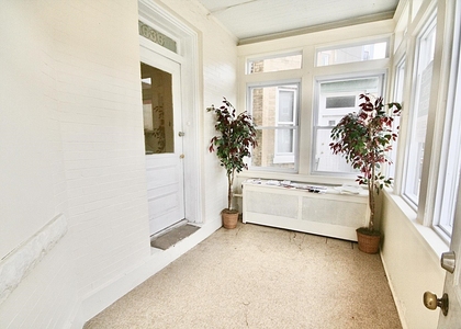 2 Bedrooms, Hudson Rental in NYC for $1,900 - Photo 1