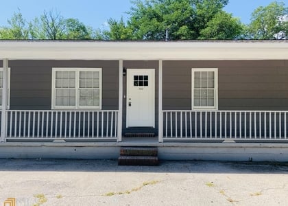 2 Bedrooms, Henry Rental in Atlanta, GA for $1,300 - Photo 1