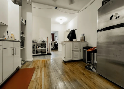 199 Orchard Street, Apt 2R - Photo 1