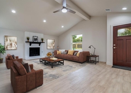 4 Bedrooms, Quail Hollow Rental in Austin-Round Rock Metro Area, TX for $2,700 - Photo 1