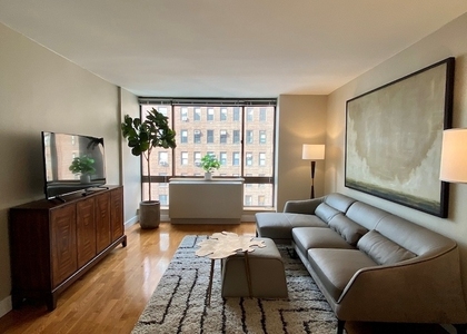 2 Bedrooms, Upper West Side Rental in NYC for $7,317 - Photo 1