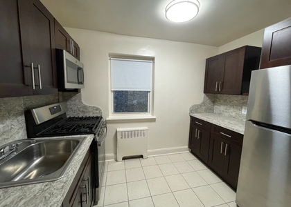 2 Bedrooms, Grymes Hill Rental in NYC for $2,125 - Photo 1