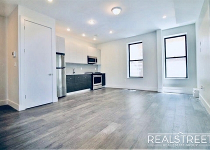 3 Bedrooms, Crown Heights Rental in NYC for $4,000 - Photo 1