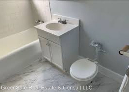 2 Bedrooms, South Shore Rental in Chicago, IL for $1,100 - Photo 1