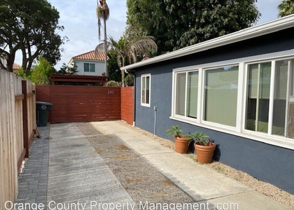 2 Bedrooms, Eastside Costa Mesa Rental in Los Angeles, CA for $3,395 - Photo 1