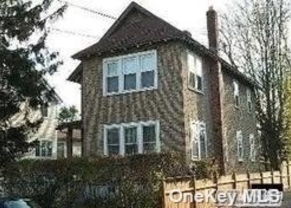 2 Bedrooms, Lynbrook Rental in Long Island, NY for $2,800 - Photo 1