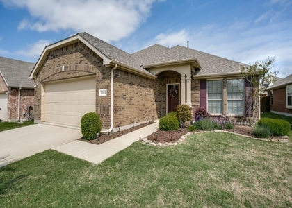 3 Bedrooms, Summit View Lakes Rental in Dallas for $2,450 - Photo 1