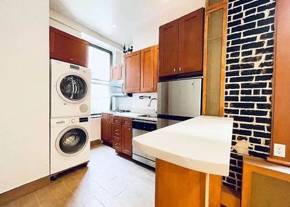 2 Bedrooms, Midtown East Rental in NYC for $3,800 - Photo 1