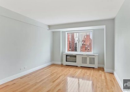 2 Bedrooms, Upper East Side Rental in NYC for $6,695 - Photo 1