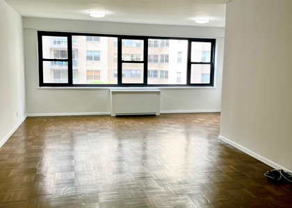 Studio, Sutton Place Rental in NYC for $3,400 - Photo 1