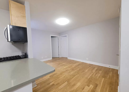 2 Bedrooms, Washington Heights Rental in NYC for $2,395 - Photo 1