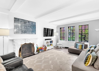 439 E 51st St - Photo 1