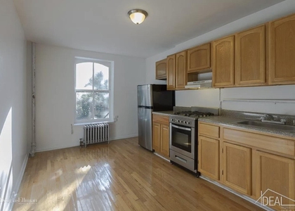 2 Bedrooms, Brooklyn Heights Rental in NYC for $3,100 - Photo 1