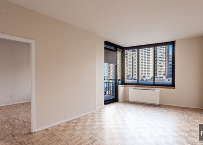 1 Bedroom, Battery Park City Rental in NYC for $4,400 - Photo 1