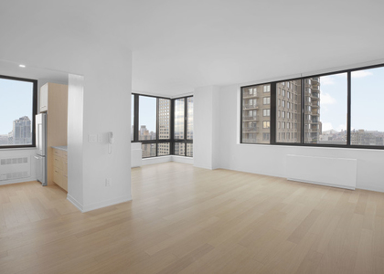 2 Bedrooms, Hell's Kitchen Rental in NYC for $8,400 - Photo 1