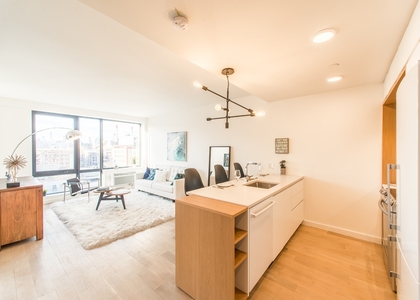 1 Bedroom, Long Island City Rental in NYC for $3,502 - Photo 1