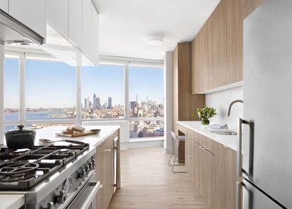 2 Bedrooms, Battery Park City Rental in NYC for $9,200 - Photo 1