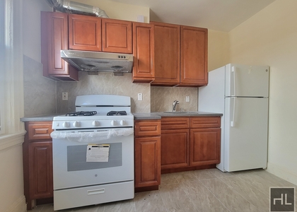 3 Bedrooms, Jackson Heights Rental in NYC for $2,500 - Photo 1