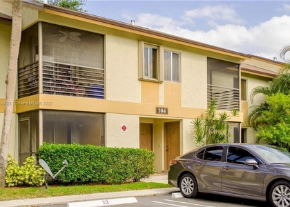 2 Bedrooms, Gardens North Condominiums Rental in Miami, FL for $2,200 - Photo 1