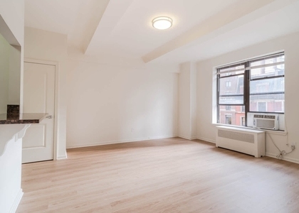 Studio, Upper West Side Rental in NYC for $3,243 - Photo 1