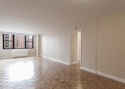 2 Bedrooms, Yorkville Rental in NYC for $7,050 - Photo 1