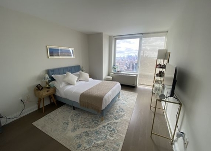 2 Bedrooms, Midtown South Rental in NYC for $7,450 - Photo 1