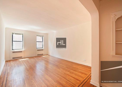2 Bedrooms, Forest Hills Rental in NYC for $2,686 - Photo 1