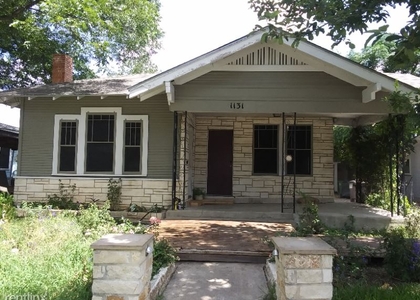 3 Bedrooms, Dignowity Hill Rental in San Antonio, TX for $1,600 - Photo 1
