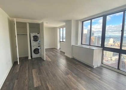 Studio, Hell's Kitchen Rental in NYC for $3,895 - Photo 1