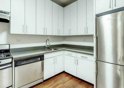 2 Bedrooms, Yorkville Rental in NYC for $3,350 - Photo 1
