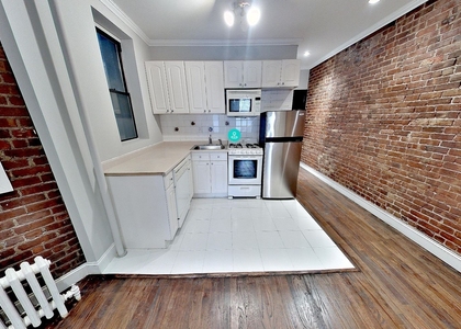 1 Bedroom, Hell's Kitchen Rental in NYC for $3,895 - Photo 1