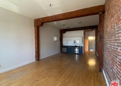 726 S Santa Fe Ave - Photo 1