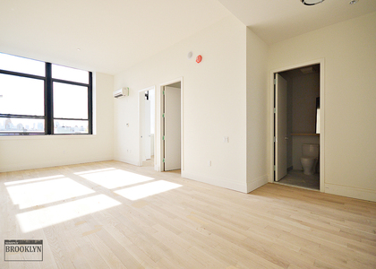 2 Bedrooms, Williamsburg Rental in NYC for $4,199 - Photo 1