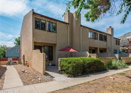 3 Bedrooms, Golden Small Townhome Complexes Rental in Denver, CO for $3,630 - Photo 1