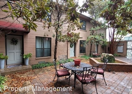 2 Bedrooms, North Oaklawn Rental in Dallas for $2,100 - Photo 1