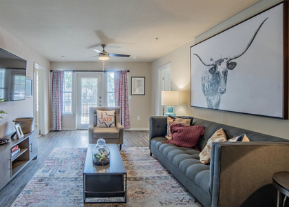2 Bedrooms, Pleasant Valley Rental in Austin-Round Rock Metro Area, TX for $1,675 - Photo 1