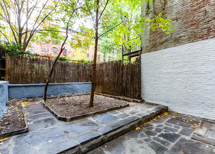 2 Bedrooms, Chelsea Rental in NYC for $6,500 - Photo 1