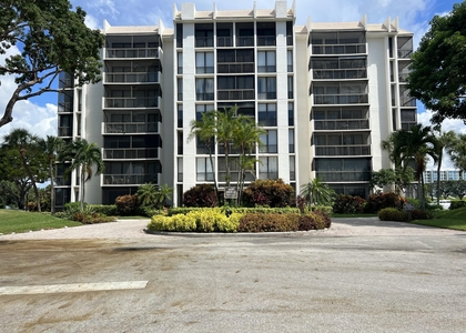 2 Bedrooms, Bridgewood Midrise Condominiums Rental in Miami, FL for $5,000 - Photo 1