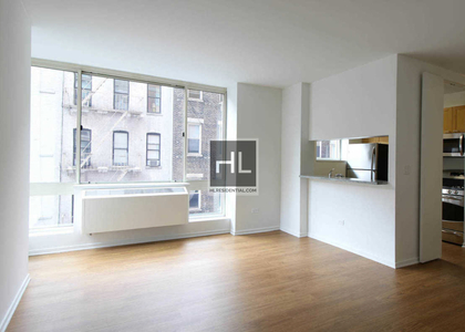 2 Bedrooms, Hell's Kitchen Rental in NYC for $6,307 - Photo 1