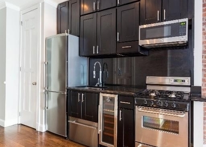 2 Bedrooms, Hell's Kitchen Rental in NYC for $4,995 - Photo 1