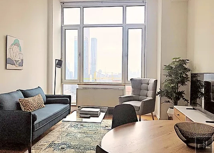 3 Bedrooms, Hell's Kitchen Rental in NYC for $6,000 - Photo 1