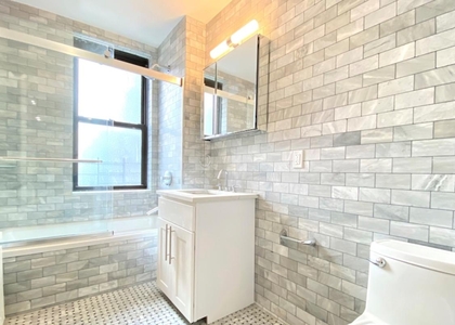2 Bedrooms, Turtle Bay Rental in NYC for $5,958 - Photo 1