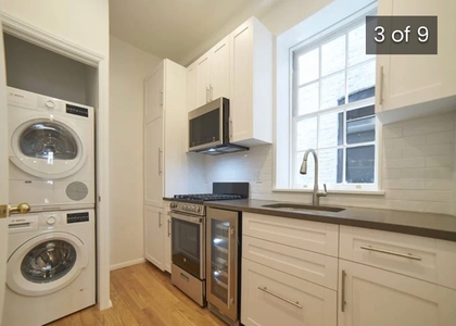 2 Bedrooms, Yorkville Rental in NYC for $4,895 - Photo 1