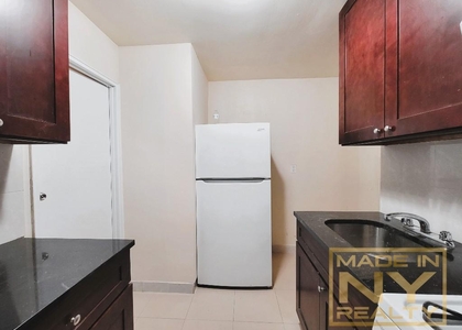 2 Bedrooms, Rego Park Rental in NYC for $2,500 - Photo 1