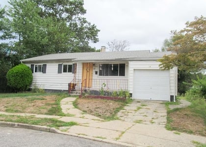 3 Bedrooms, Brentwood Rental in Long Island, NY for $2,900 - Photo 1
